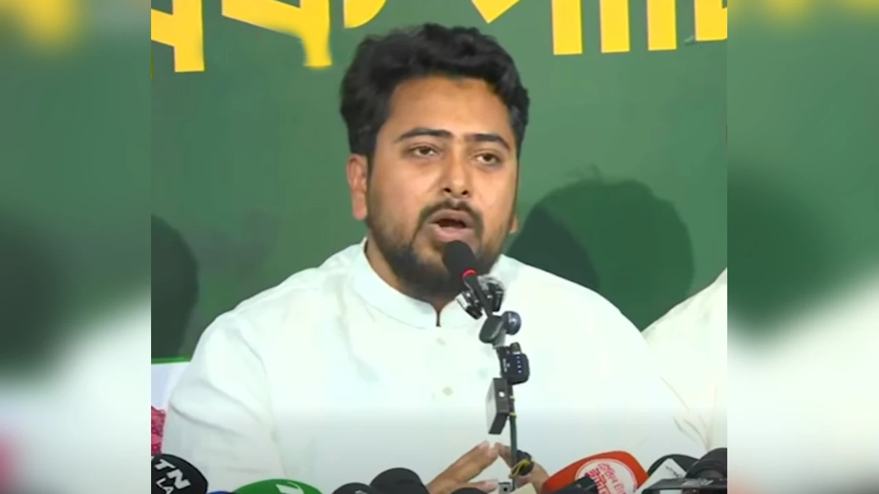 অন্তর্বর্তী সরকার, বিএনপি ও আ.লীগের আতাতে নির্বাচন হয়েছে: নাহিদ ইসলাম