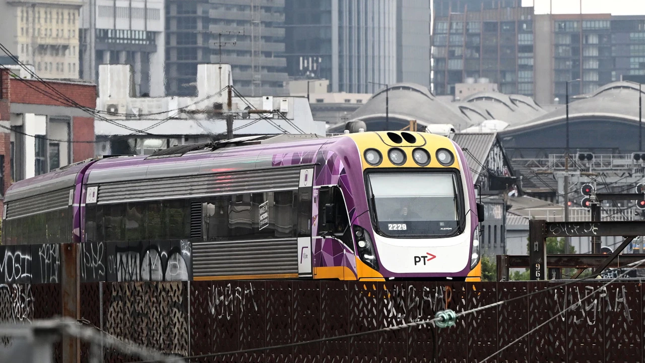 জ্বালানি সংকটে অস্ট্রেলিয়ার দুই রাজ্যে গণপরিবহন ভাড়া ফ্রি